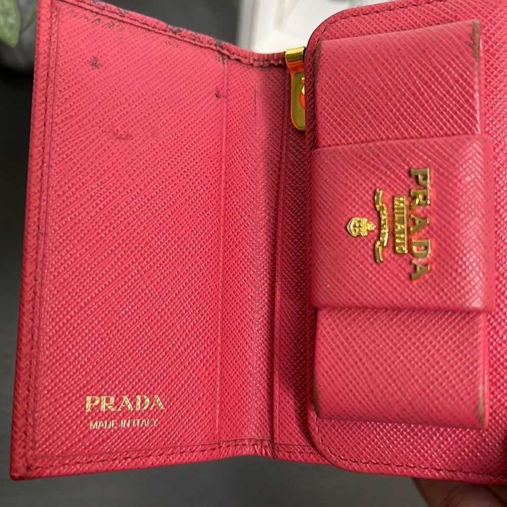 Prada Saffiano Ribbon Leather Key Case Pink & unbranded keychain charm strap - Picture 7 of 12